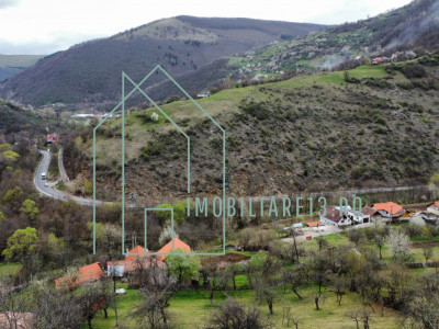 OPORTUNITATE INVESTITIE! Teren Capalna, Transalpina, Casa de vacanta