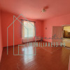 De vanzare apartament la Vila Saseasca, 3 camere, garaj si 491mp teren thumb 3