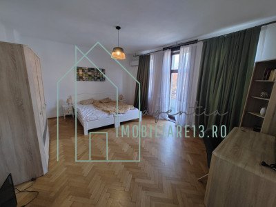 Apartament cu 2 camere de inchiriat la vila, zona centrala a Sebesului
